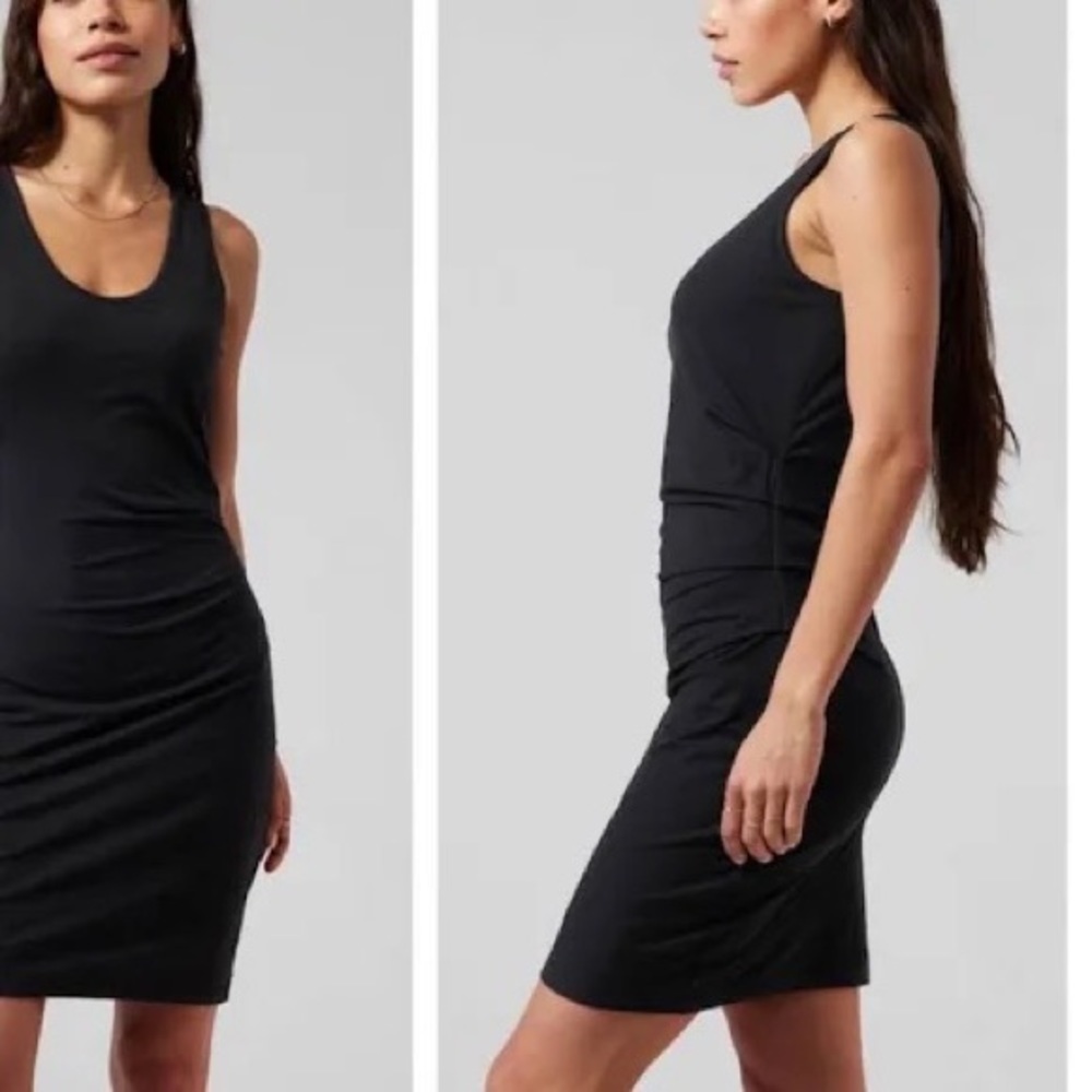 Athleta Della dress, BNWT $89, XL
Little black dress